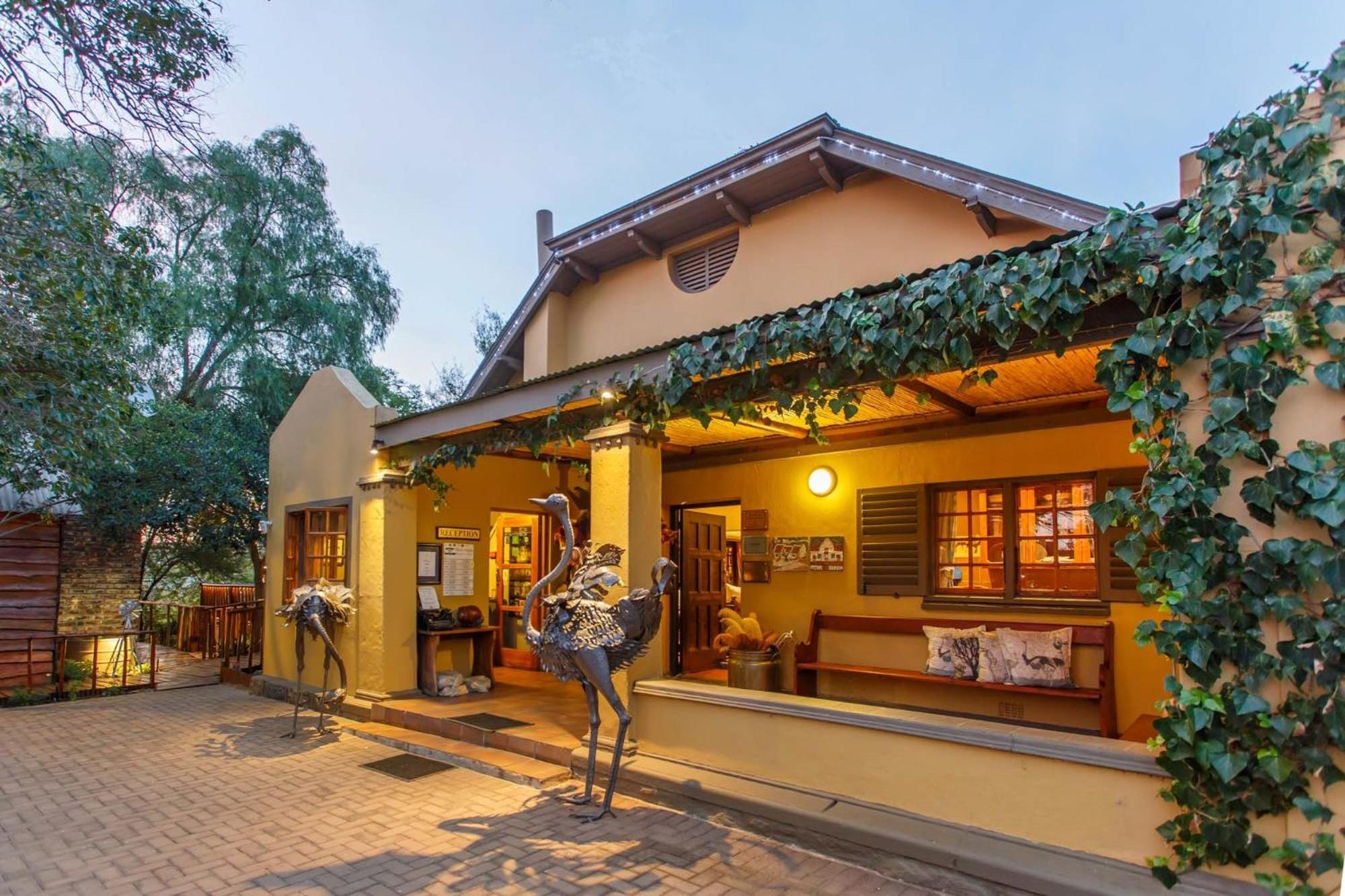 אאודטסהורן Riverside Guest Lodge מראה חיצוני תמונה